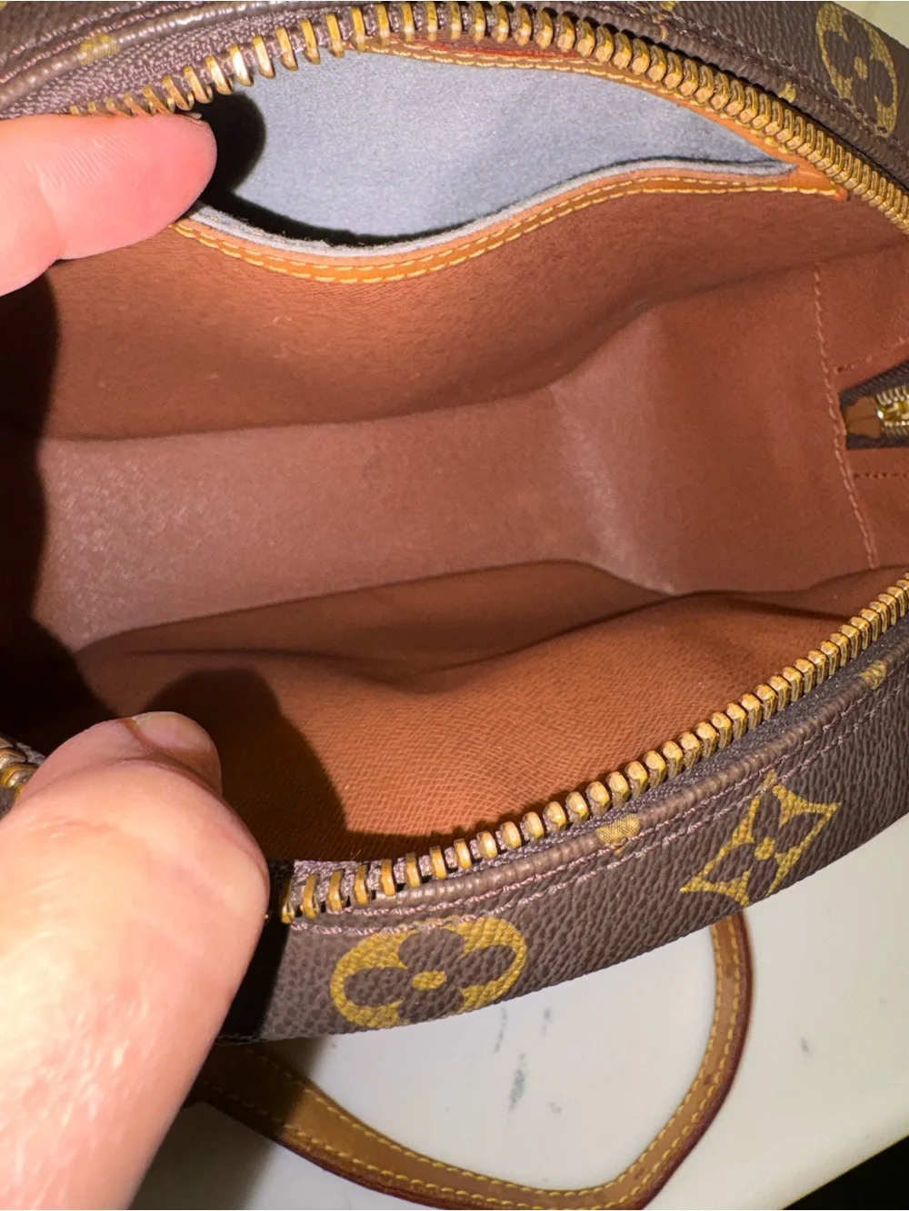 Louis Vuitton Blois Monogram Brown Crossbody NO0977 - Authentic
